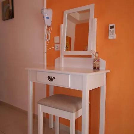 Alexandros Holiday home *