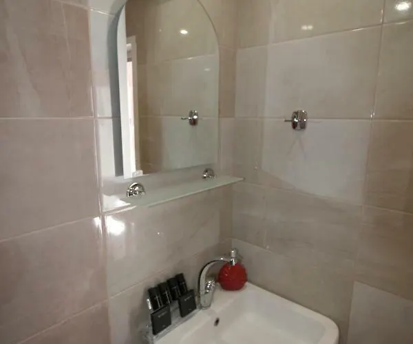 度假居 Alexandros 艾斯普罗瓦塔